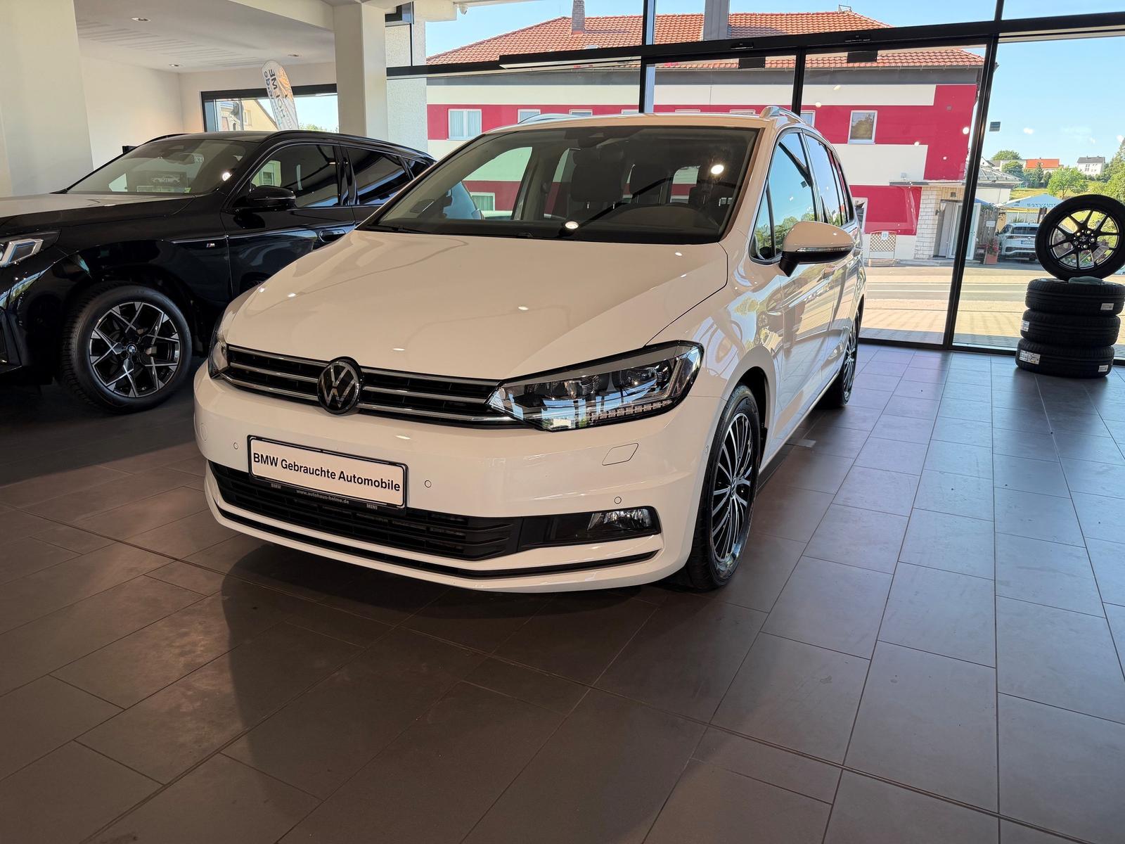 Volkswagen Touran Comfortline, Family Paket DAB LED RFK