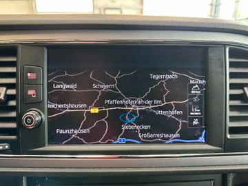 MYAUTOCENTER – Gebraucht- und Jahreswagen mit Werkstattservice in Pfaffenhofen Seat Leon *TAMPO*NAV*CARPLAY*2-ZONEN*PDC*SitzHZ*