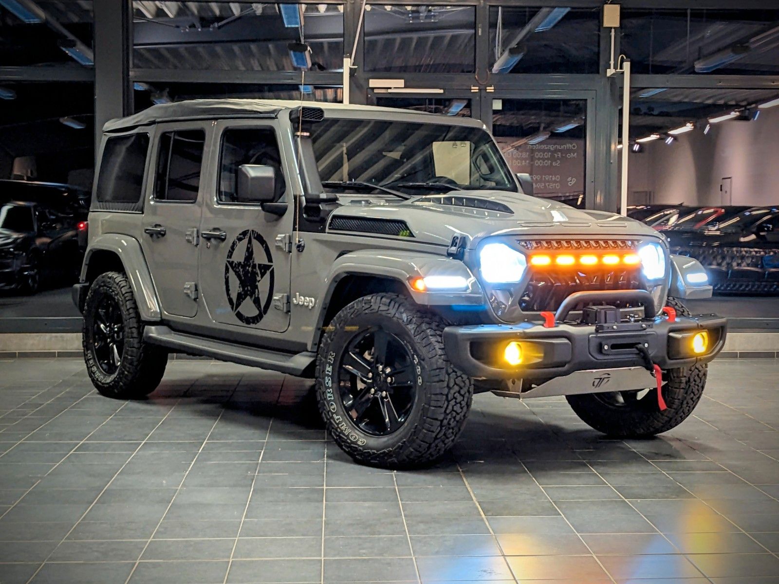 Jeep Wrangler Unlimited 2.0L Turbo ARMY STYLE/SKY-TOP imagem 2