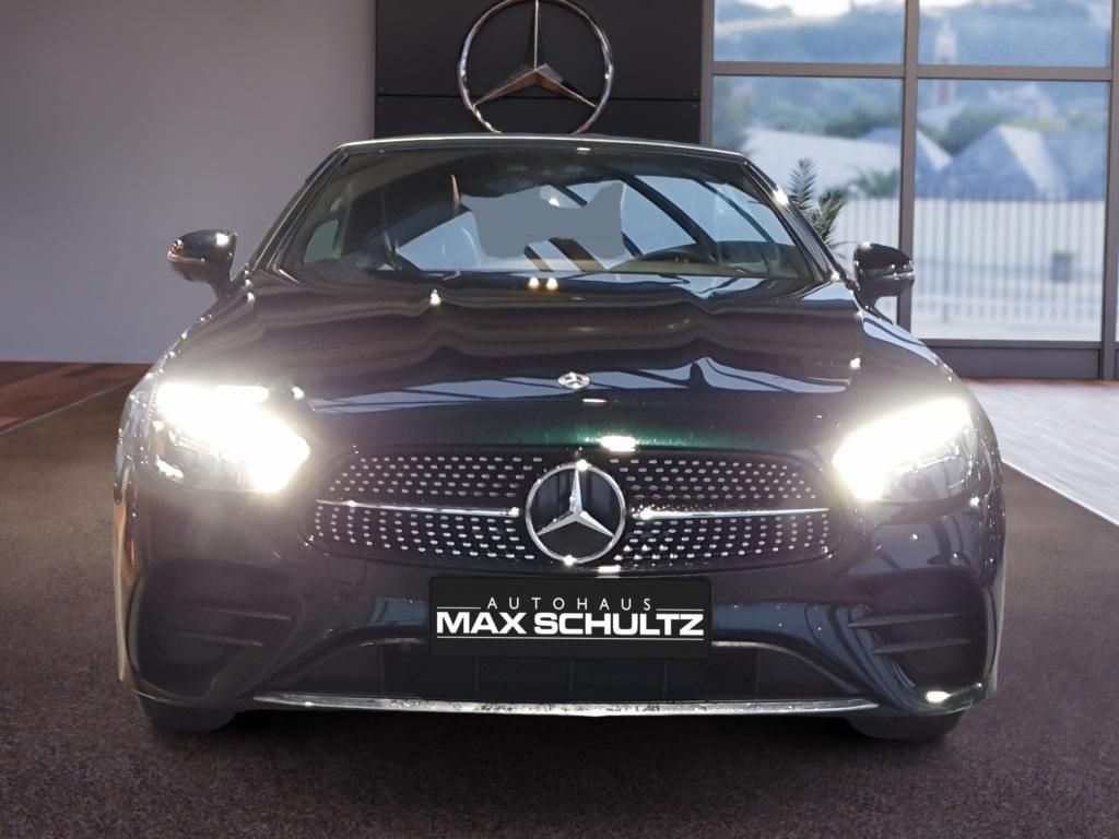 Fahrzeugabbildung Mercedes-Benz E 450 4MATIC Cabriolet Lust auf oben offen ?