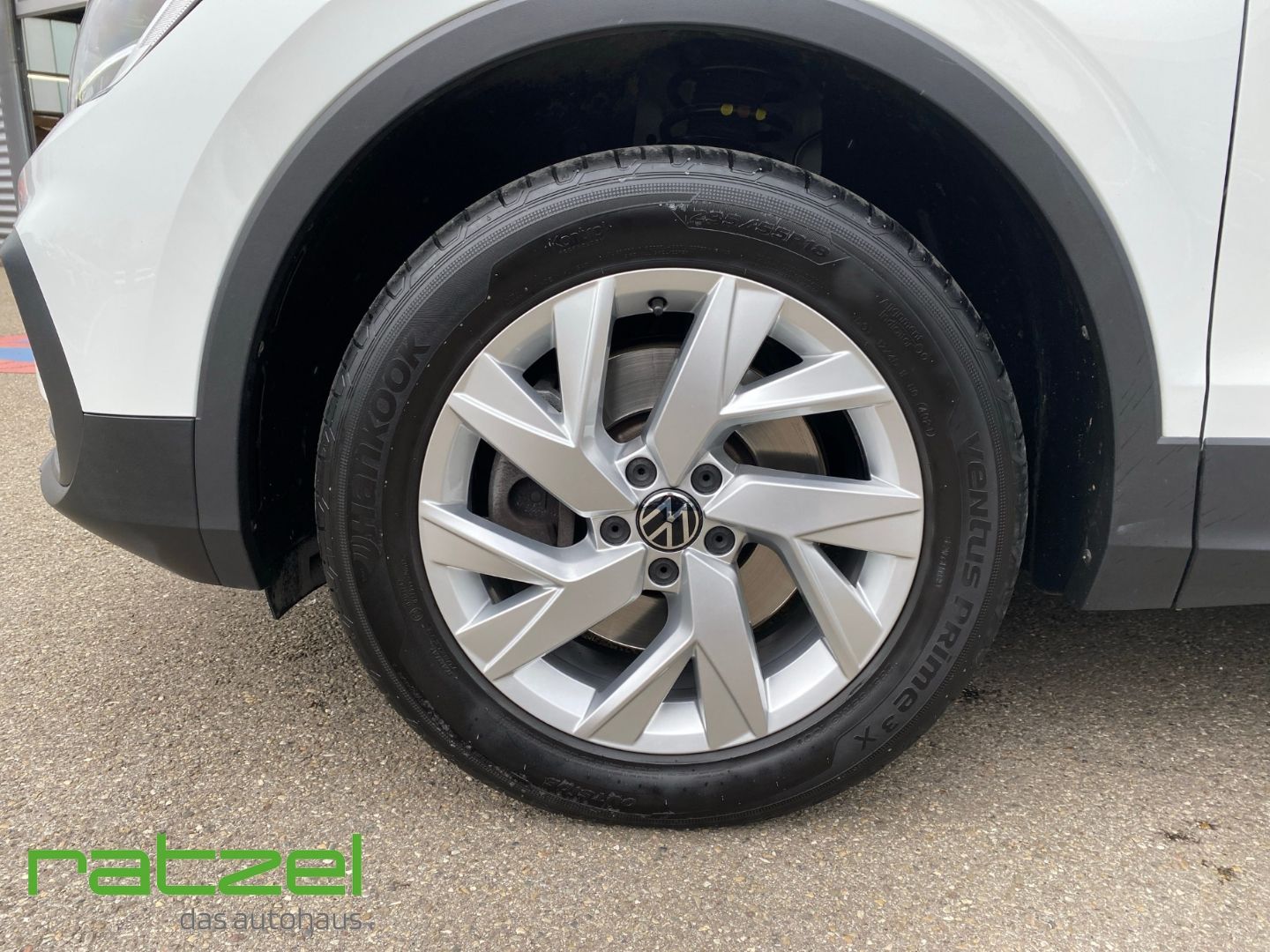 Fahrzeugabbildung Volkswagen Tiguan Life 2.0 TSI 4MOTION RFK Navi AHK LED ACC