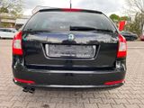 Skoda Octavia Combi RS*XENON*NAVI* - Skoda Octavia aus 2011: Combi