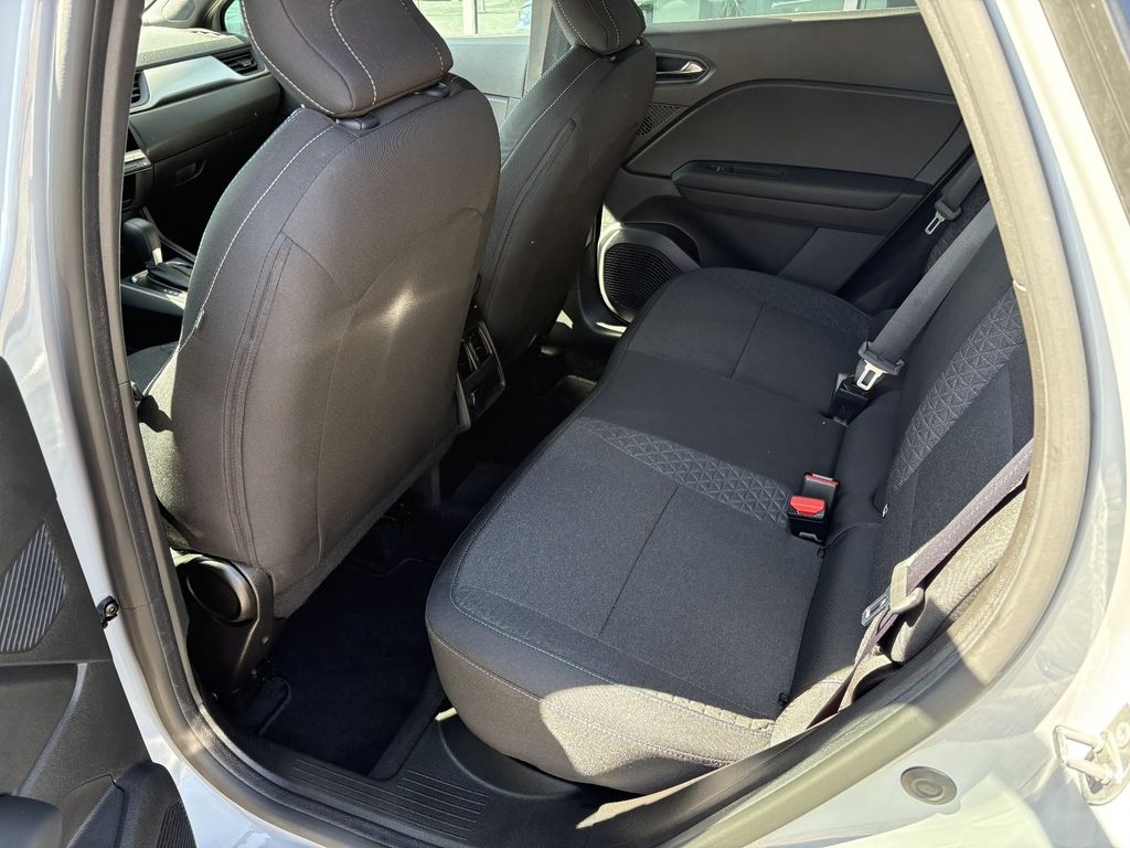 RENAULT Captur - Bild 9