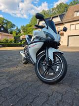 Yamaha YZF R125 - YAMAHA 2009 YZF R125