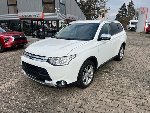 Mitsubishi Outlander Diamant Edition 4WD AT vieles NEU