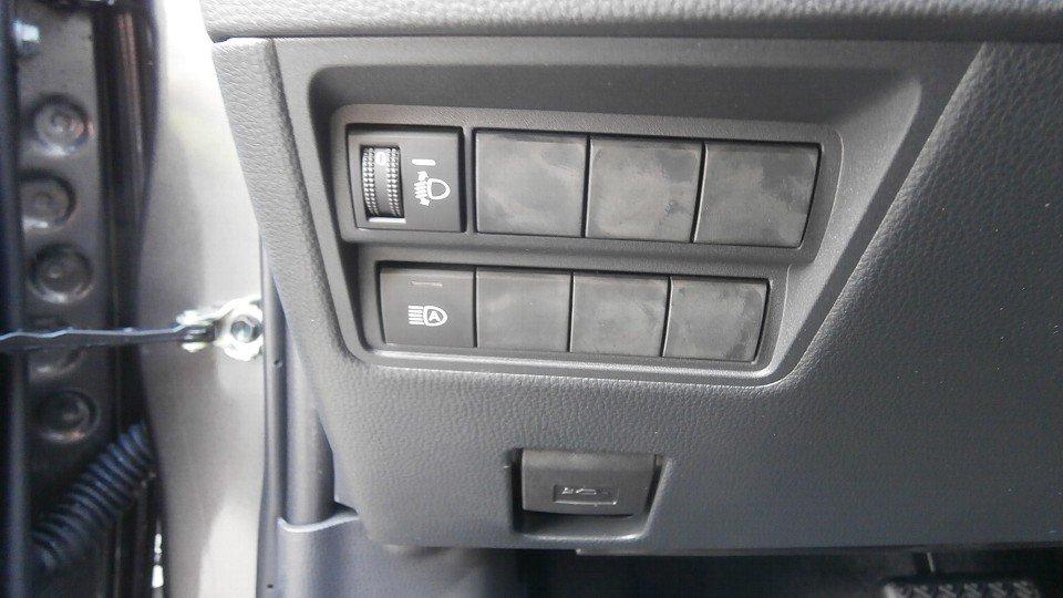 Mazda 2 Hybrid 5HB 1.5L VVT-i 116 PS e-CVT FWD CENTRE-