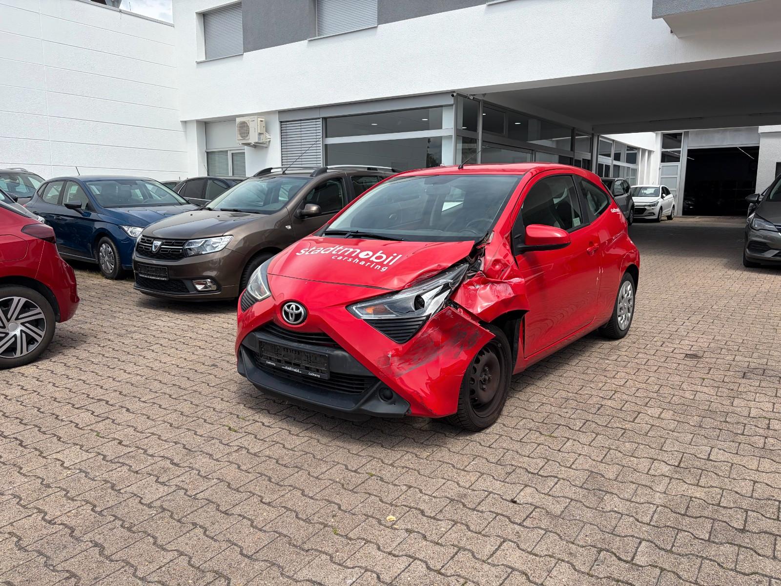 Toyota Aygo AYGO x-play*ERSTE HAND*TEMPOMAT*