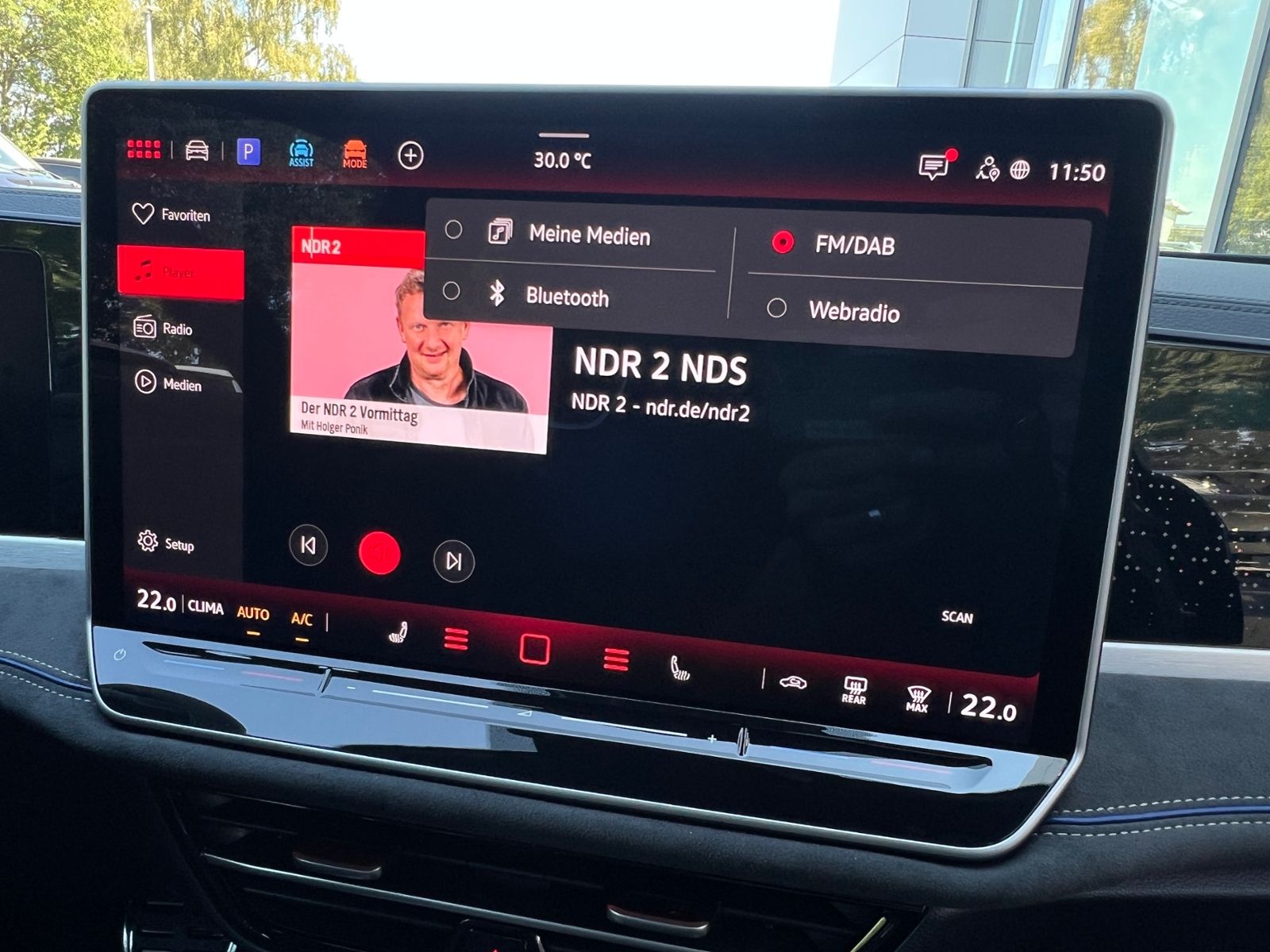 Fahrzeugabbildung Volkswagen Passat Variant R-Line 2.0 TDI DSG 4MOTION *AHK,B