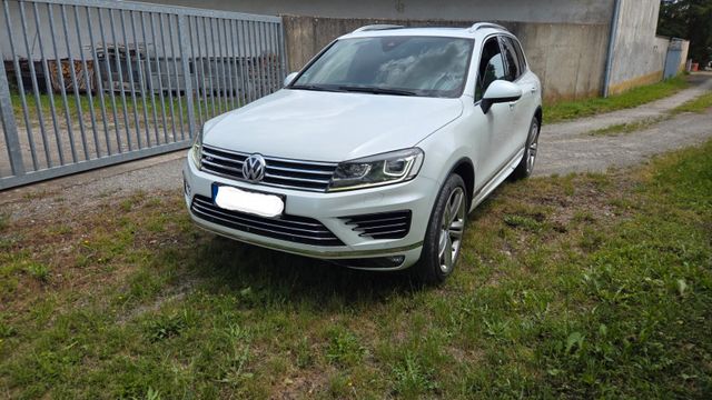 VW Touareg 4.2 V8 TDI Tiptronic Pano Luft