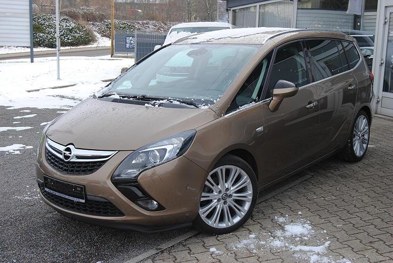 Opel Zafira Tourer 2.0 CDTI A.Innov.7-Sitzer.8xRäder