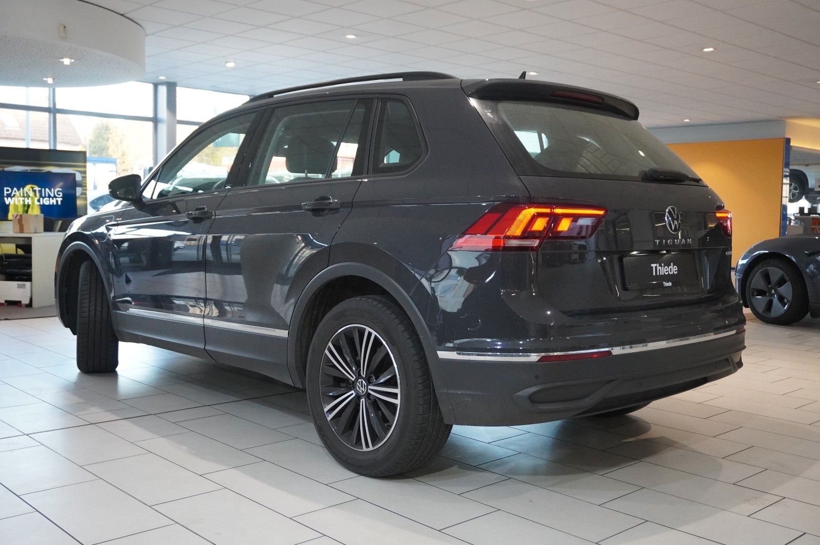 Fahrzeugabbildung Volkswagen Tiguan Life 1.4 e-HYBRID NAVI/LED/KAMERA/SH/VIRT