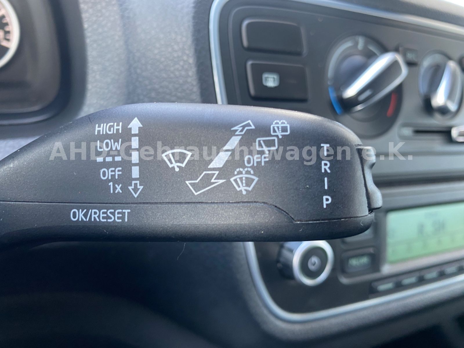 Fahrzeugabbildung SKODA Citigo Elegance Navi SHZ PDC Tempomat Alufelgen