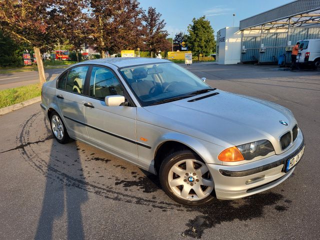 BMW 318i im Originalzustand TüV neu!!!