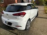 Hyundai i20 1.2 62kW YES! Plus CAM PDC SHZ KLIMA NAVI  - Hyundai i20 YES!-Plus