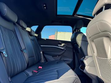 صورة مصغرة 18 لـ 2024 AUDI Q8 E-TRON