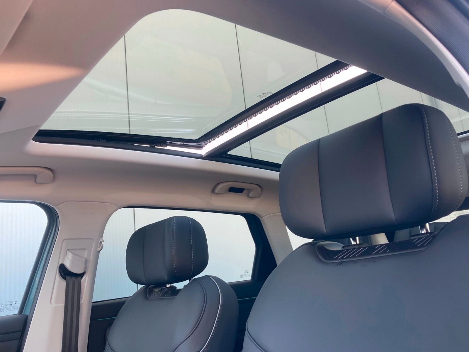 Fahrzeugabbildung JAECOO 7 1.5 TGDI PHEV 255 kW Exclusive/Sofort