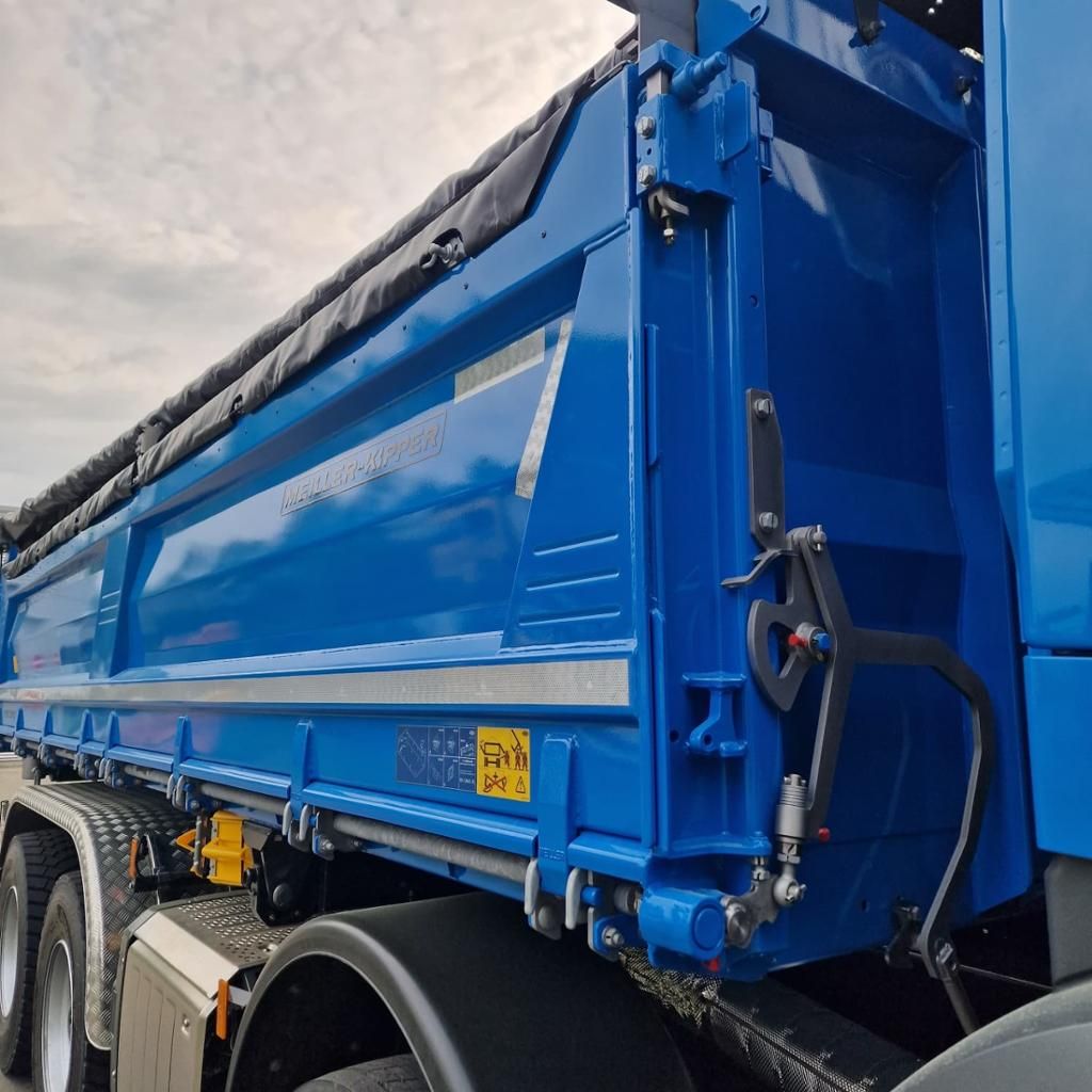 Fahrzeugabbildung Mercedes-Benz Arocs 3245 K 8x4/4 Bordmatik,Rollplane