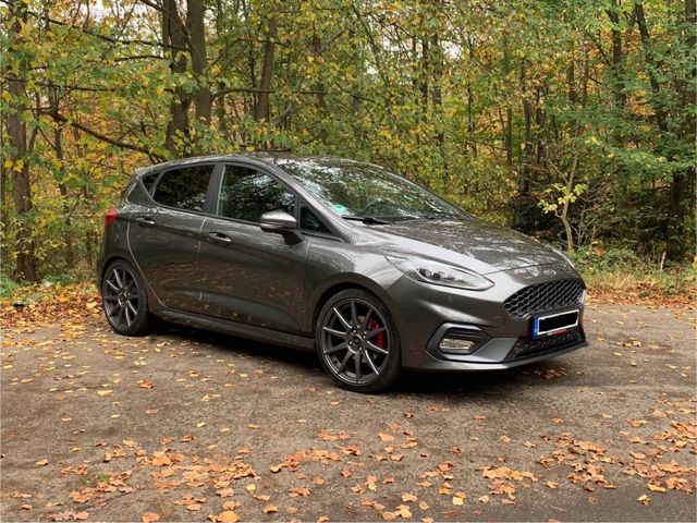 Ford Fiesta ST mit Leder-Exklusiv-Paket