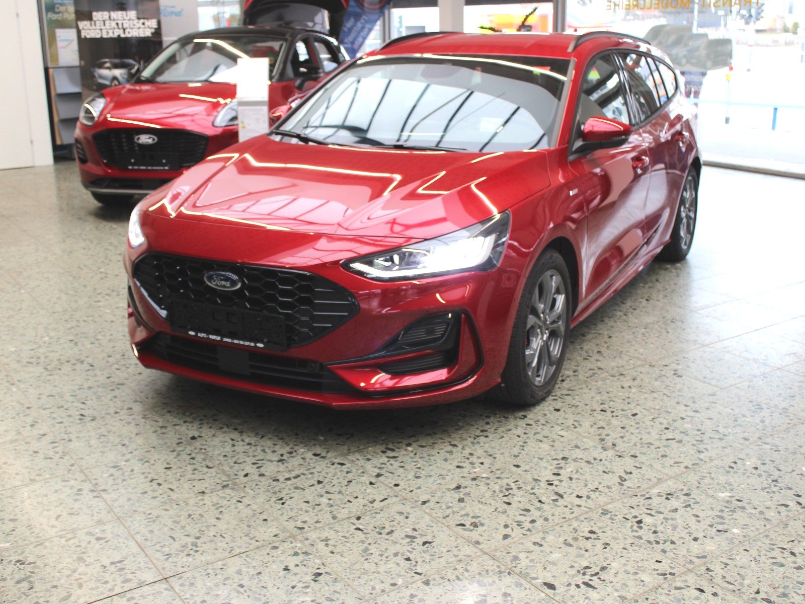 Fahrzeugabbildung Ford Focus ST-Line 1,0 EcoBoost Mild Hybrid