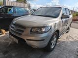 Hyundai SANTA FE 2.7 V6 GLS 2WD GLS - Hyundai SANTA FE: V6