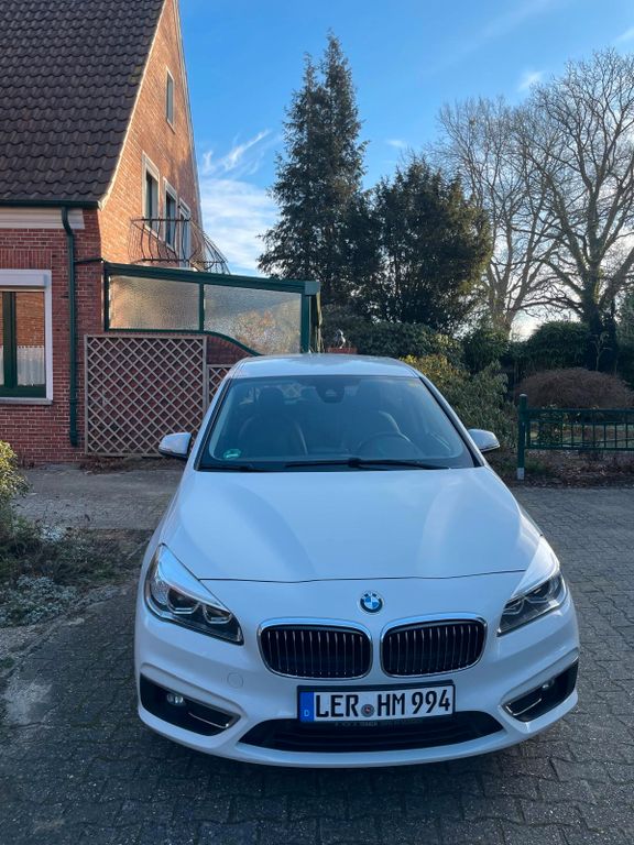 Image of BMW 218