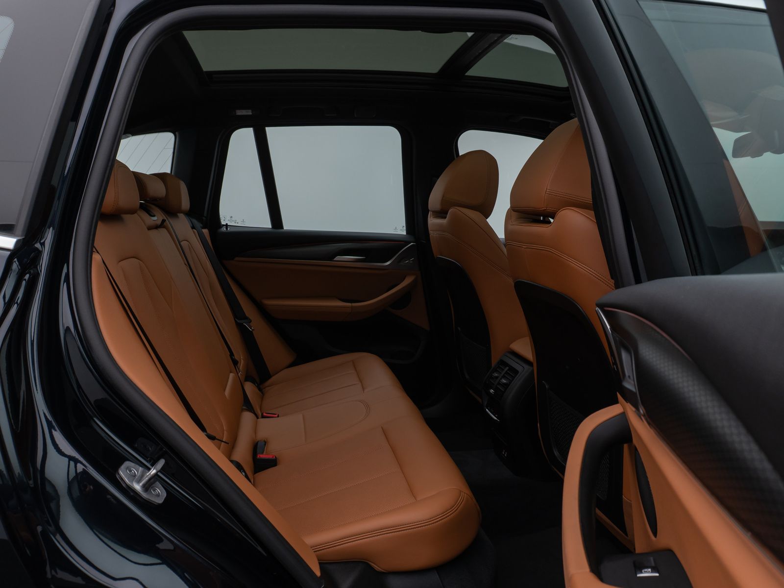 Fahrzeugabbildung BMW X3 xD30i M Sport Panorama Kamera DAB HiFi Alarm