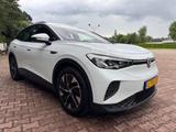 Volkswagen ID.4 LIFE 77KWH 204PK LED/NAVI/ACARPLAY/FABRIEKS - mit Elektro-Antrieb: Weiß, Geländewagen
