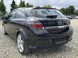 Opel Astra GTC 2.0 Turbo Sport/TEMPO./NAVI./SHZ./ - gebrauchte Opel Astra aus dem Jahr 2005