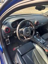 Audi RS3 2.5 TFSI S tronic quattro Sportback - - Audi RS3 mit Benzin-Antrieb