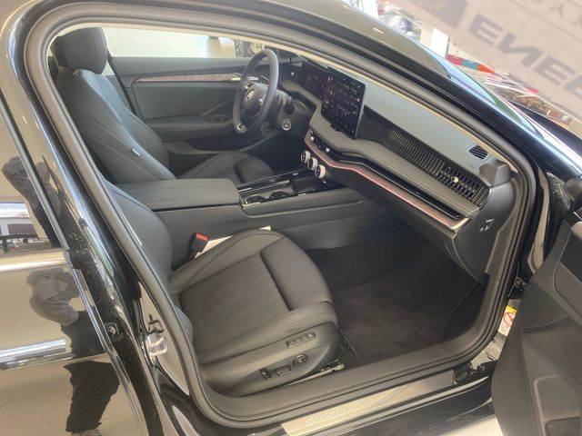 Superb Combi L&K 2.0 TDI, Standhzg, PANO, Rückka
