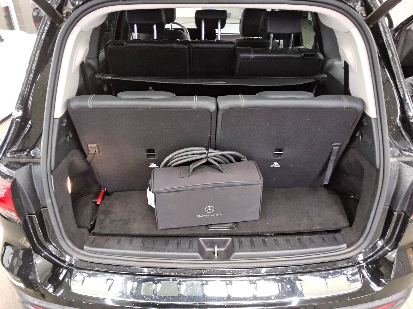 Mercedes-Benz EQB 300 4M Progressive 7-Sitze T-Leder Navi LED foto 12