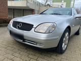 Mercedes-Benz SLK 200 Mercedes - Mercedes-Benz SLK 200