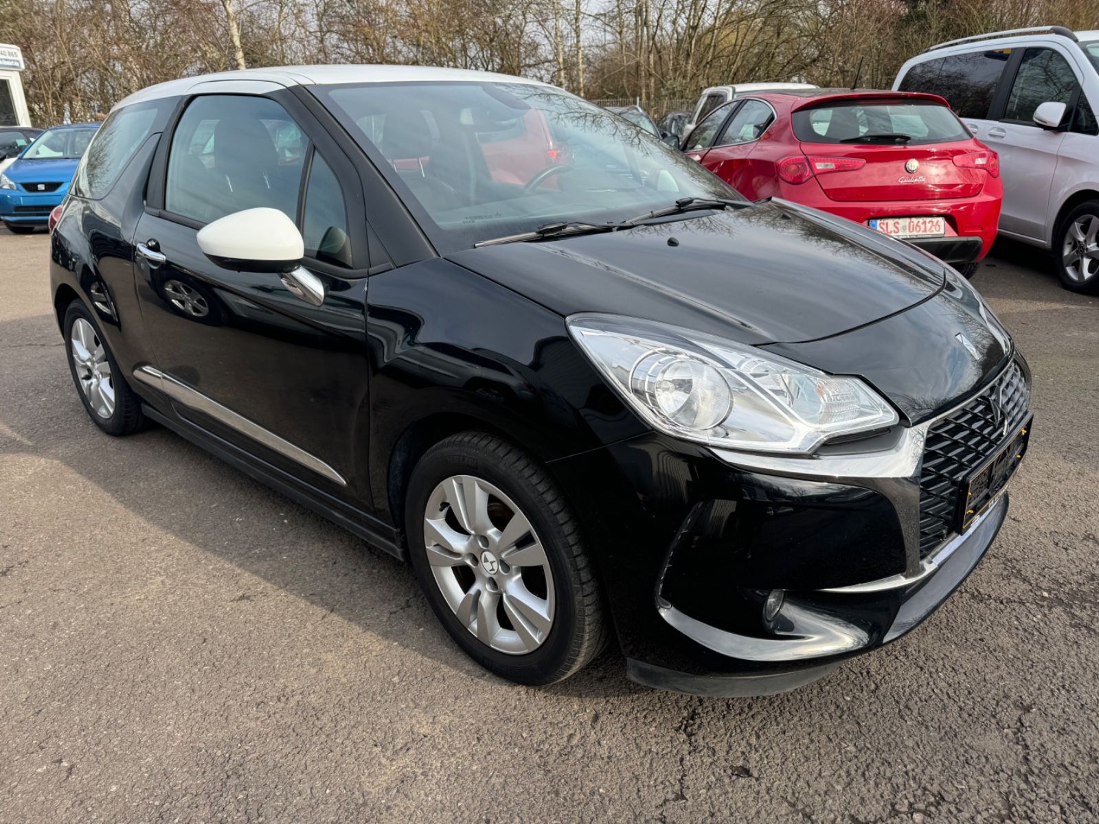 Fahrzeugabbildung Citroën DS3 TEMPOMAT LED PDC BII COLOR