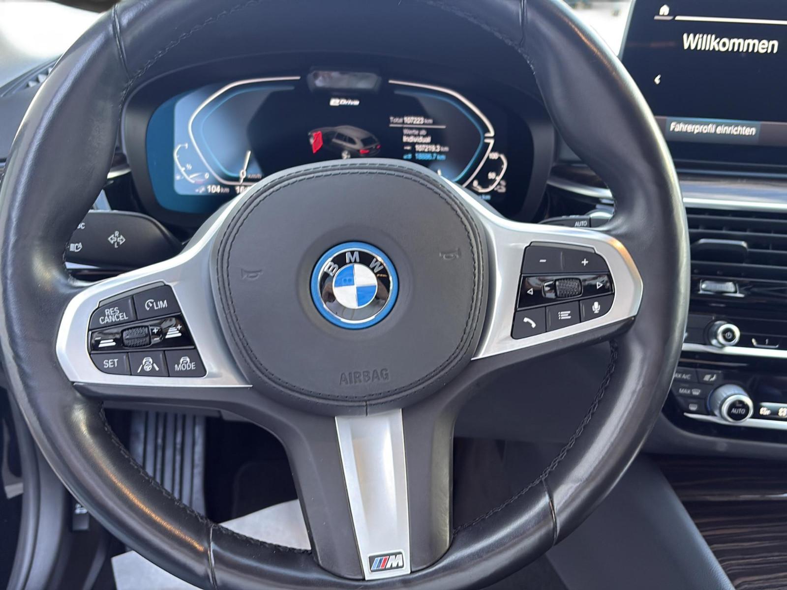 BMW 530 e xDrive DriveProfess*Leder*AHK*LED*SOH95%