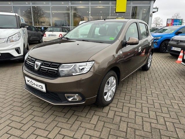 Dacia Sandero TCE 90 Laureate KLIMA NAVI ALLWETTER