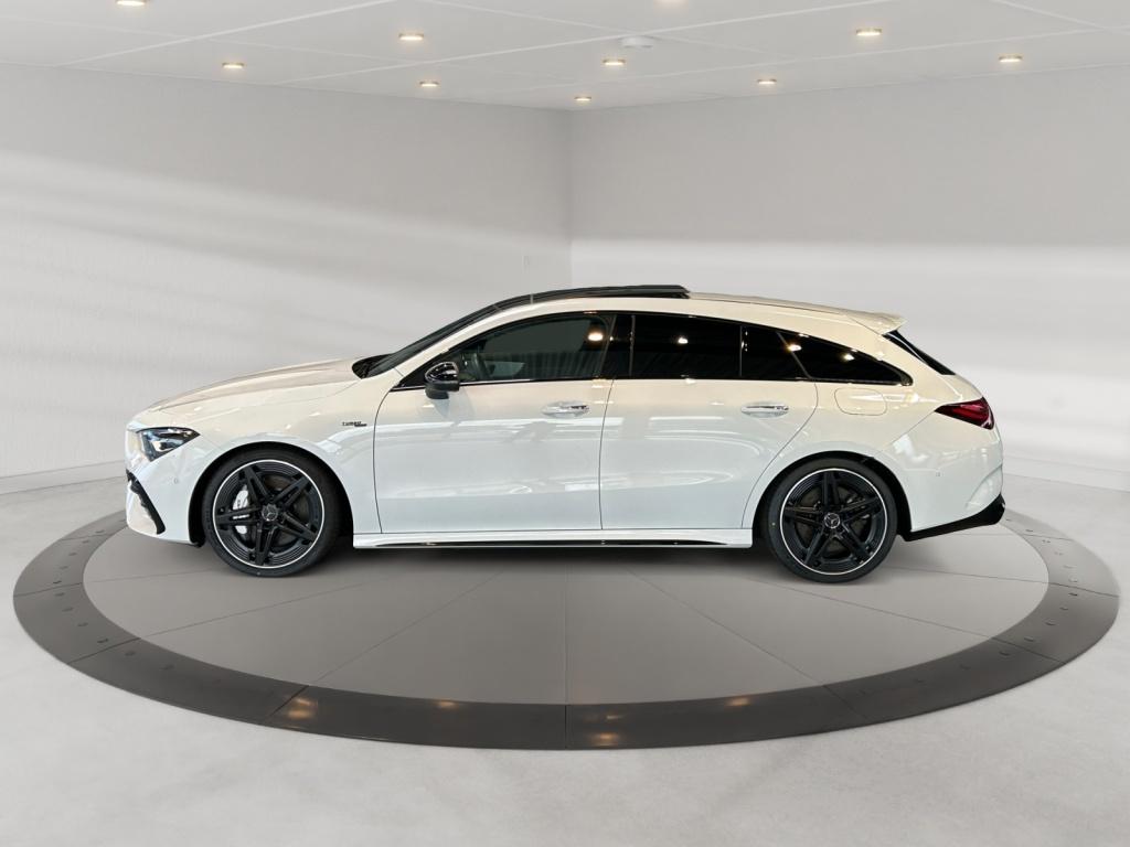 Mercedes-Benz AMG CLA 35 4matic Shooting Brake AMG+MBUX+Night