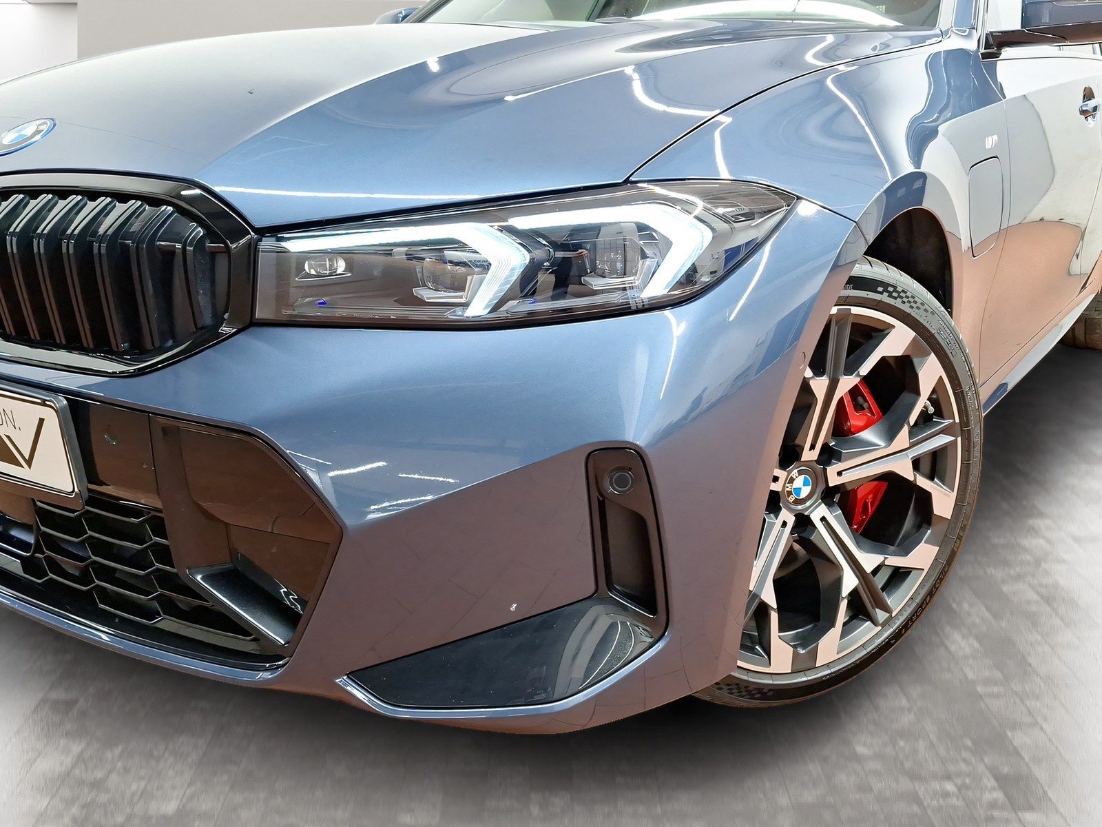 BMW 330 - Bild 8