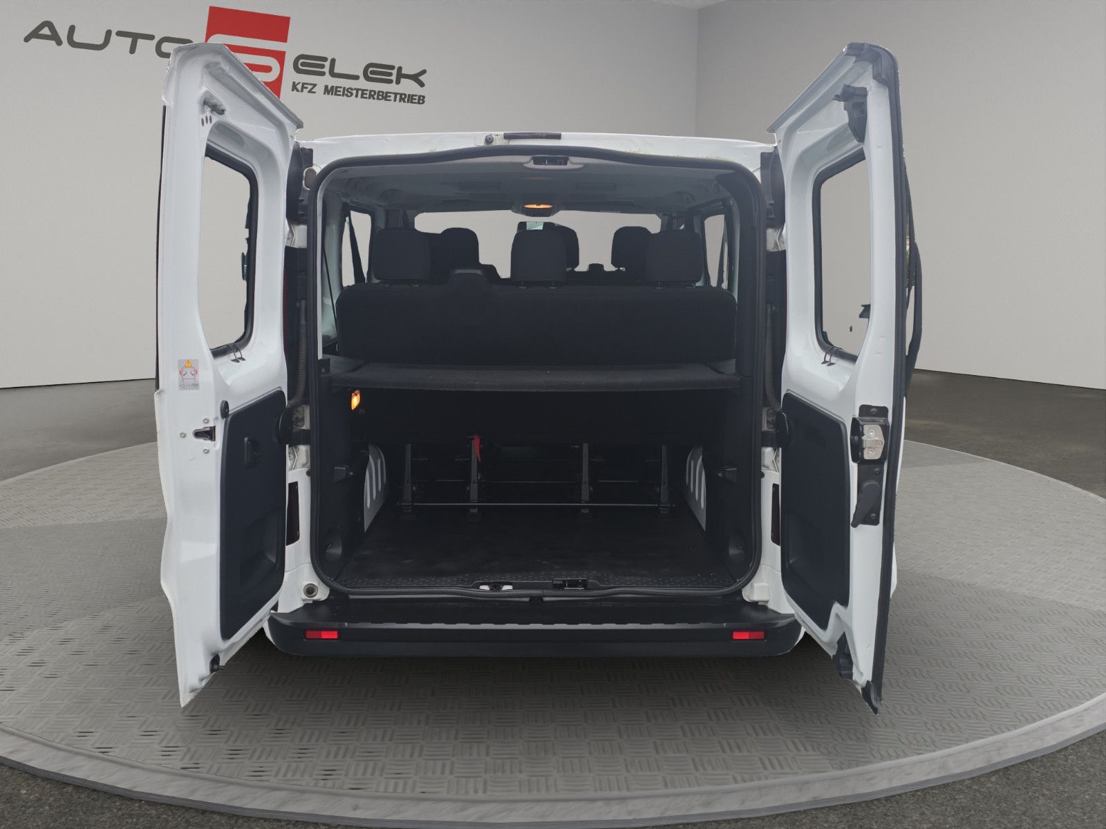 Fahrzeugabbildung Opel Vivaro B Kombi Aus 1.Hand 9-Sitze Klima Tempomat