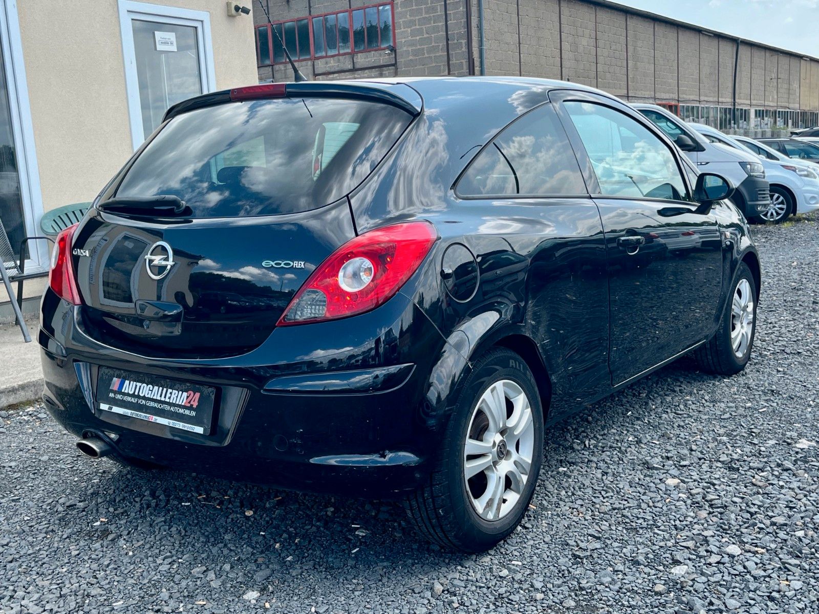 Fahrzeugabbildung Opel Corsa D Satellite 1.2 Klima 2.HAND TÜV 05/2026