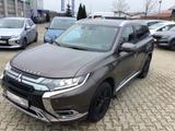 Mitsubishi Outlander 2.4 4WD Plug-In Hybrid AHK Standheizun - Mitsubishi Vorführfahrzeuge