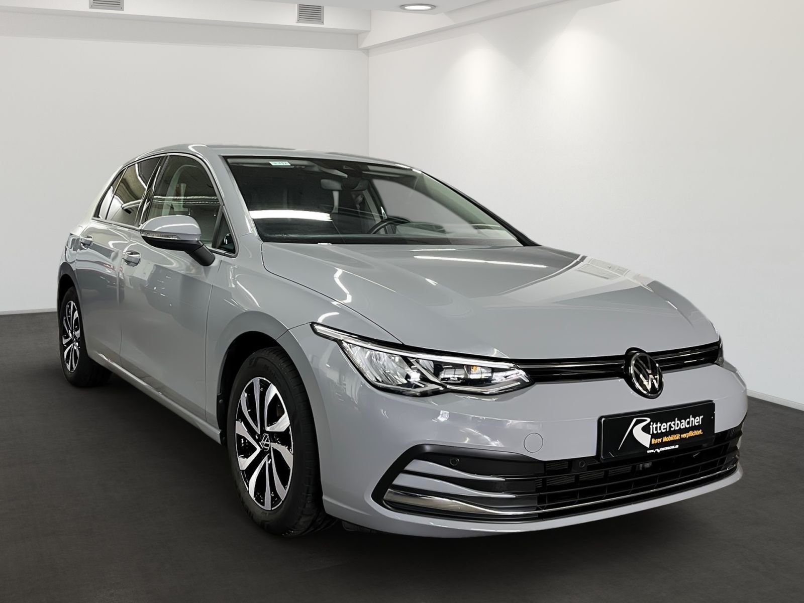 Volkswagen Golf VIII Active 1,5 TSI Navi AHK RFK foto 3