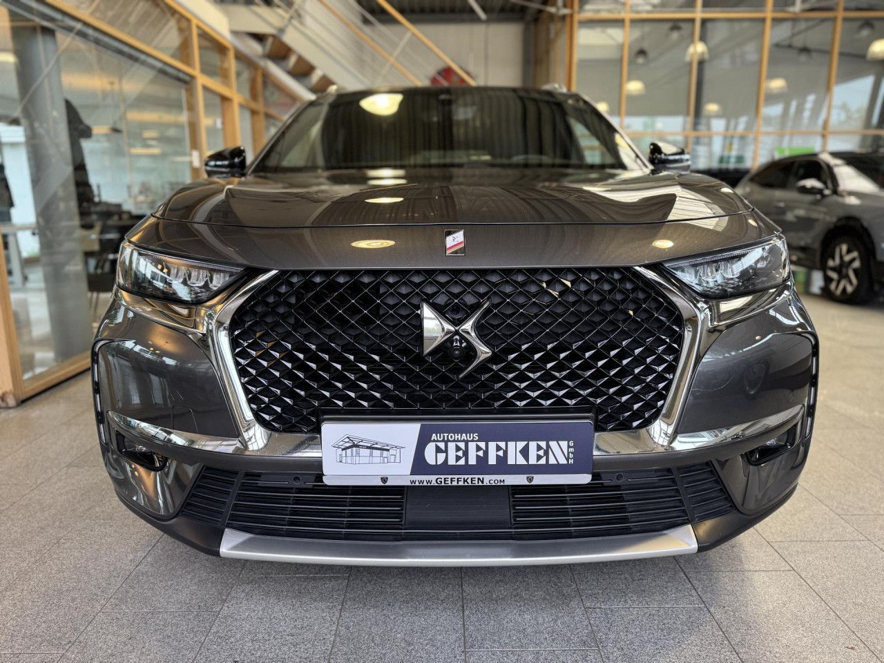 DS Automobiles DS7 Crossback Plugin Hybrid E-TENSE 4x4 RIVOLI imagem 3