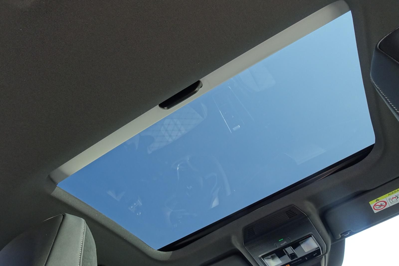 Fahrzeugabbildung Volkswagen Golf VIII Lim. 2.0 TDI 110kW DSG LED Sportfahrw