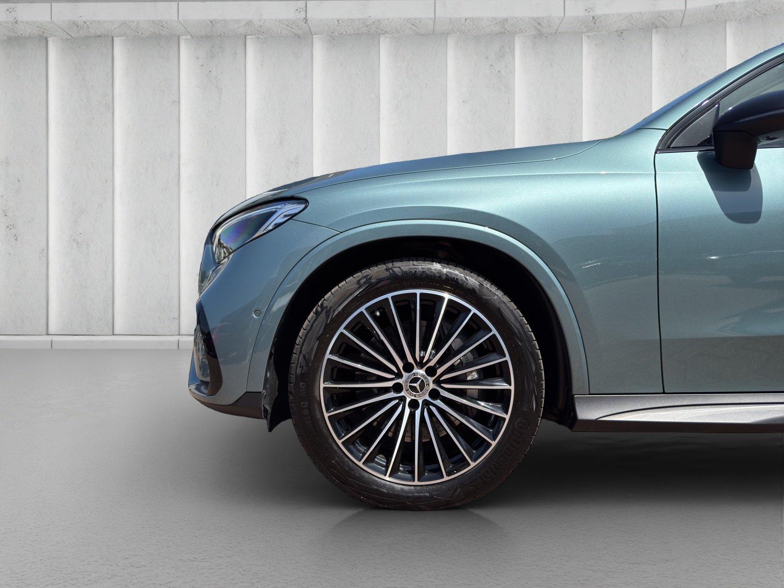 Mercedes-Benz GLC 300 d Edition AMG Panorama BUR AHK DIS 20"