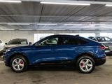 Audi Q6 Sportback e-tron Automatik - blaue Audi Q6 e-tron