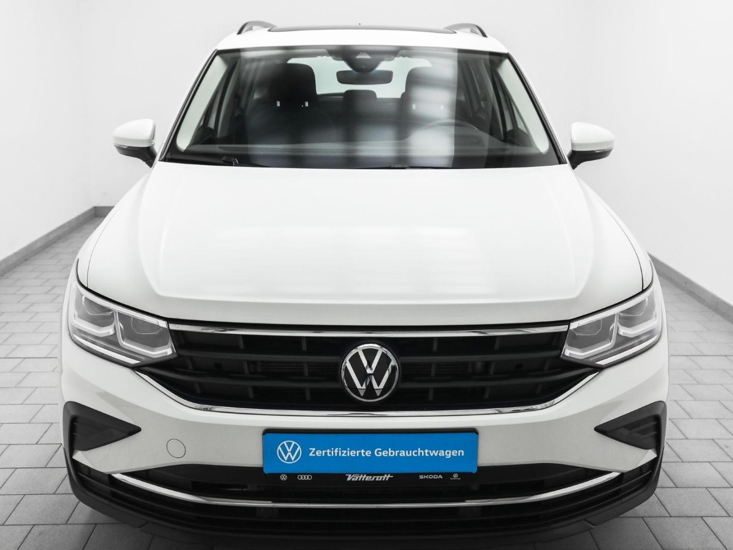 Volkswagen Tiguan 2.0 TDI LIFE Pano AHK Standheiz Kamera foto 2