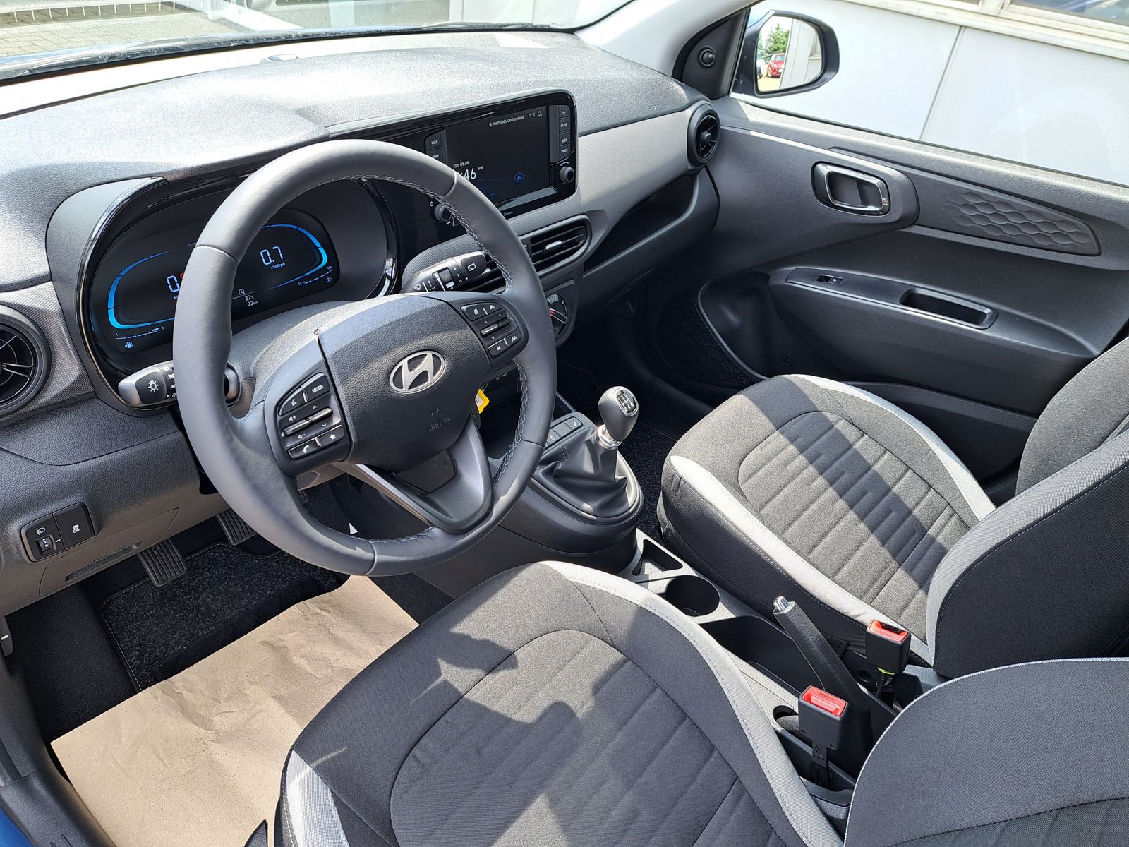 Fahrzeugabbildung Hyundai i10 1.0 MODELL 2025 NAVI WINTERPAKET KAMERA DAB