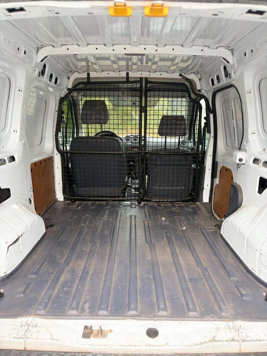 Ford Transit Connect 2012 — photo 11