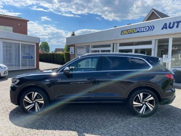 Fahrzeugabbildung Volkswagen Touareg 3.0 TDI 4M Aut R-Line Standhzg./AHK/Pano