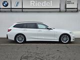 BMW 320d Touring M Sportpaket Pano AHK HiFi adapLED - BMW 320 in Duisburg